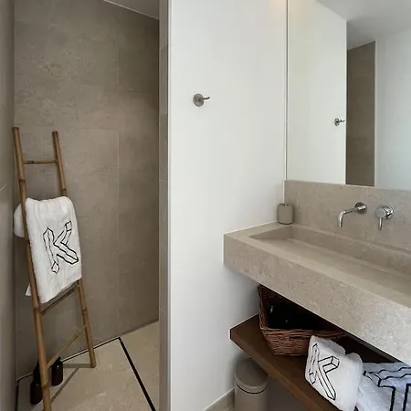Karma, Vue Mer, Piscine 邦多勒
