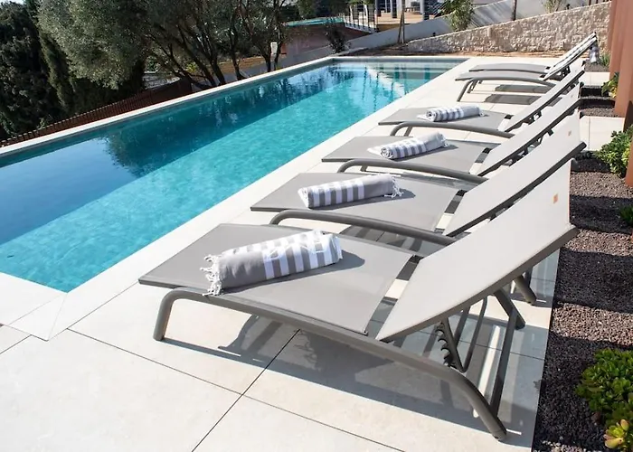 Karma, Vue Mer, Piscine * 邦多勒