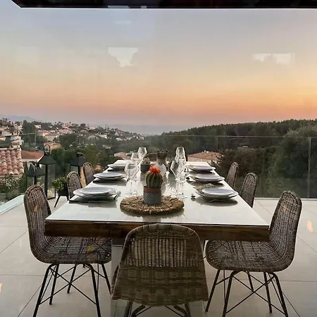 Karma, Vue Mer, Piscine Vila *