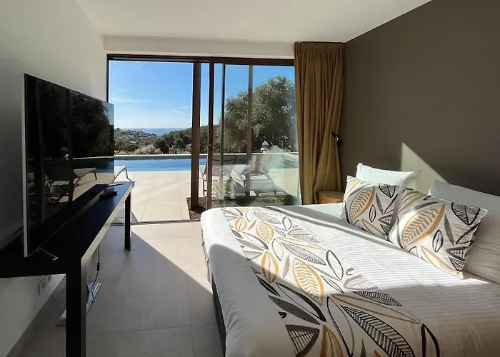 Karma, Vue Mer, Piscine וילה