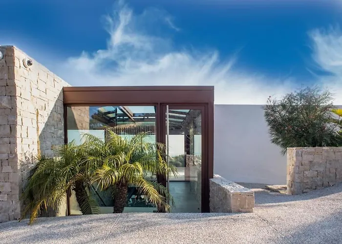 Karma, Vue Mer, Piscine בנדול